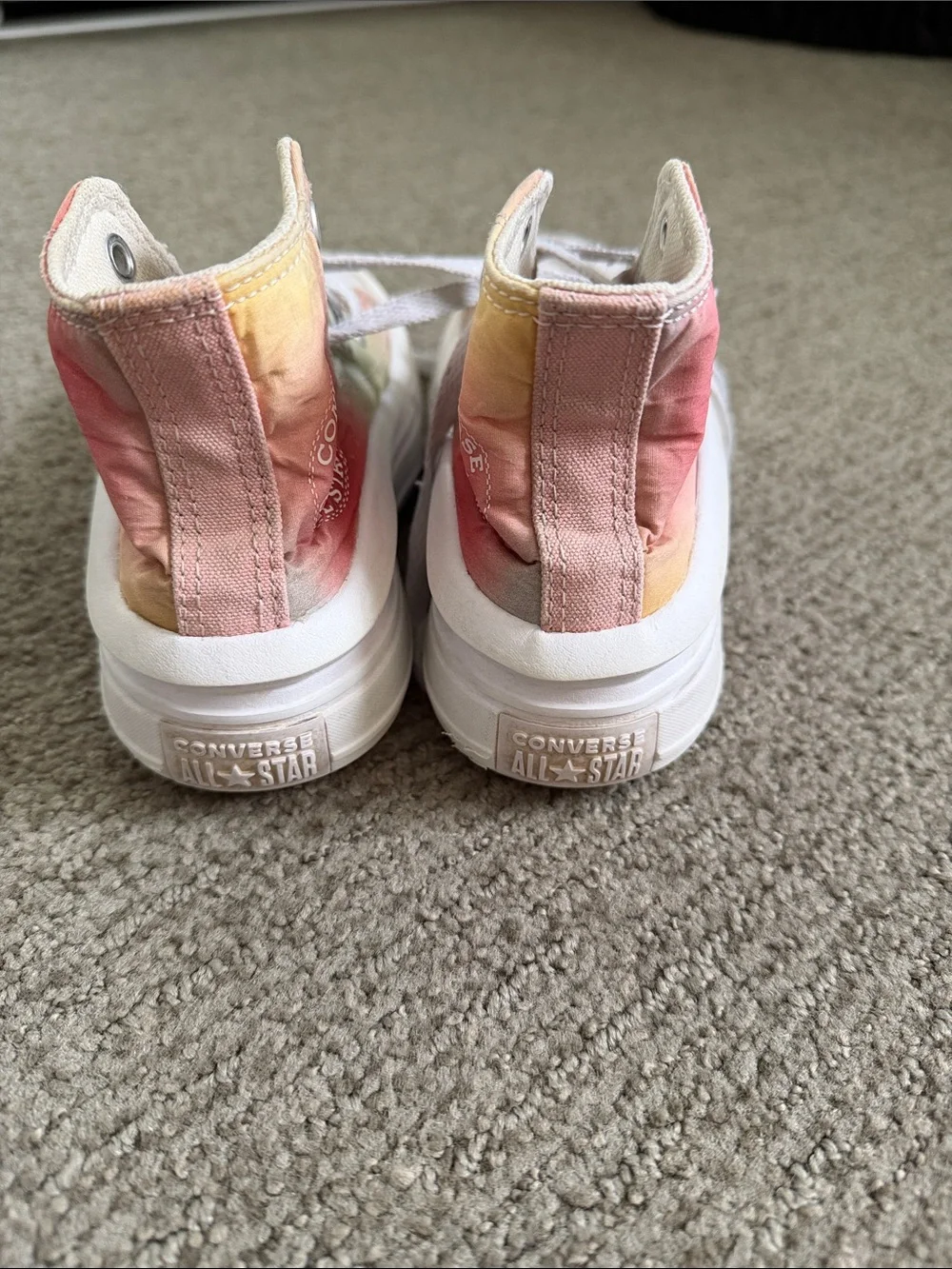 Converse Kids High-Top platform Sneakers in Pastel Tie-Dye (Pink, Yellow, Green)